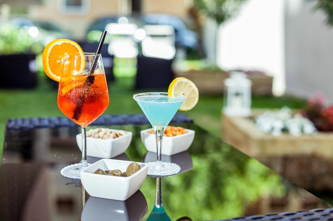 Hotel Gioia Rimini Exterior photo