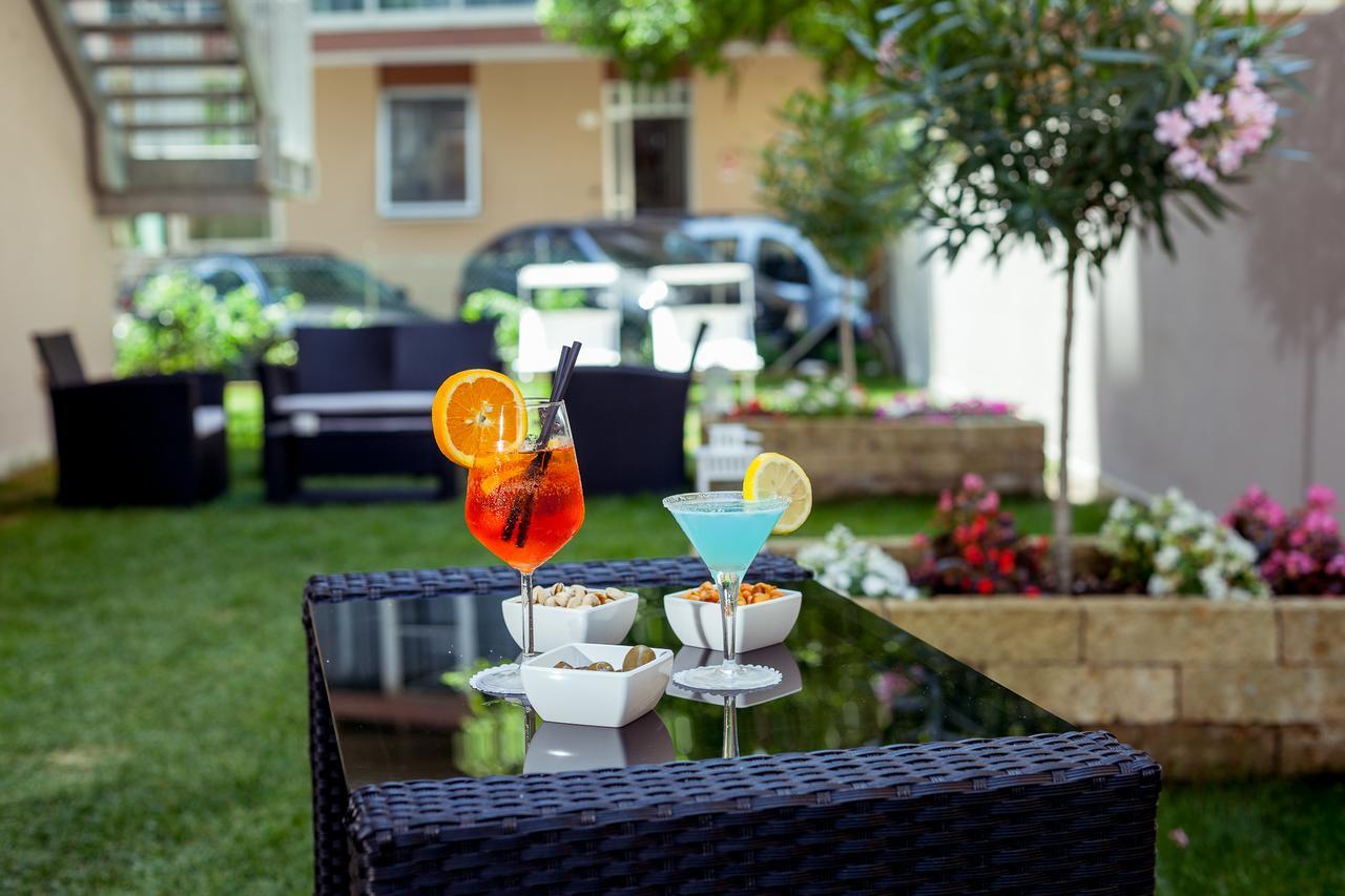 Hotel Gioia Rimini Exterior photo